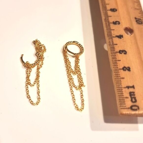 New ANTHRO 14k Uncommon James Chain huggie hoop earrings - Picture 6 of 8